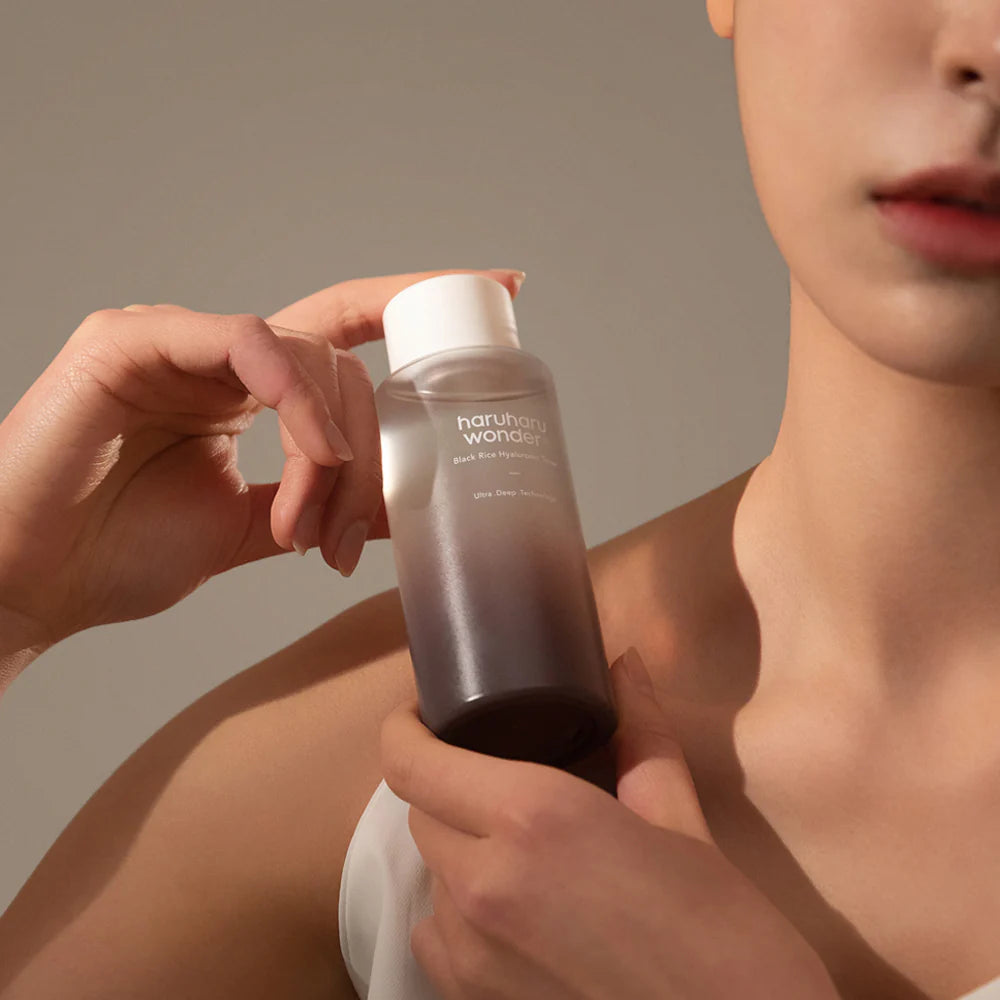 HARUHARU WONDER Wonder Black Rice Hyaluronic Toner 300mL
