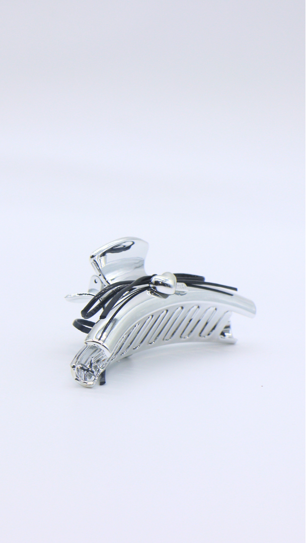 H ART Bow Heart Hair Claw Black