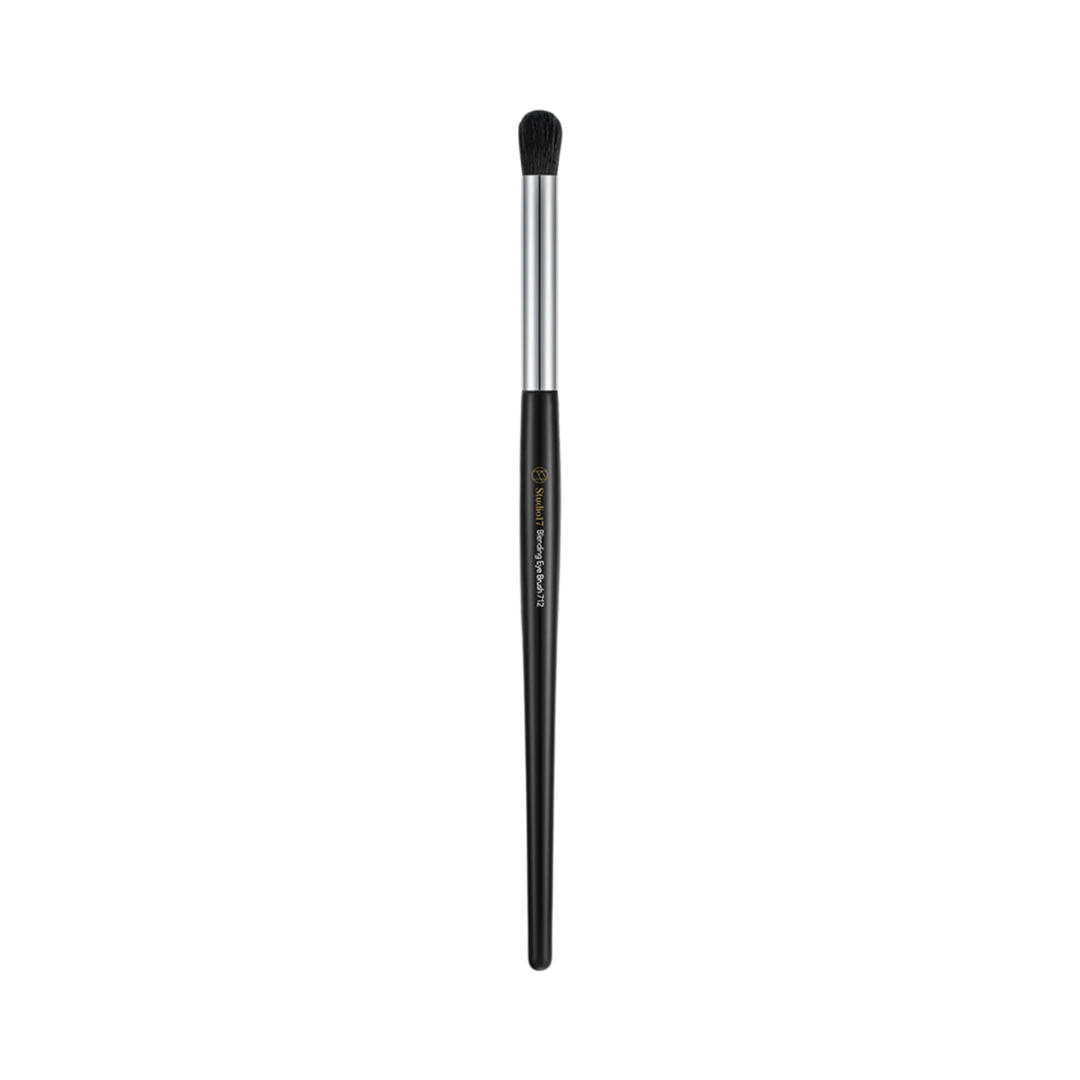 STUDIO 17 Blending Eye Brush 712