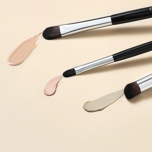 STUDIO 17 Spot Concealer Brush 474