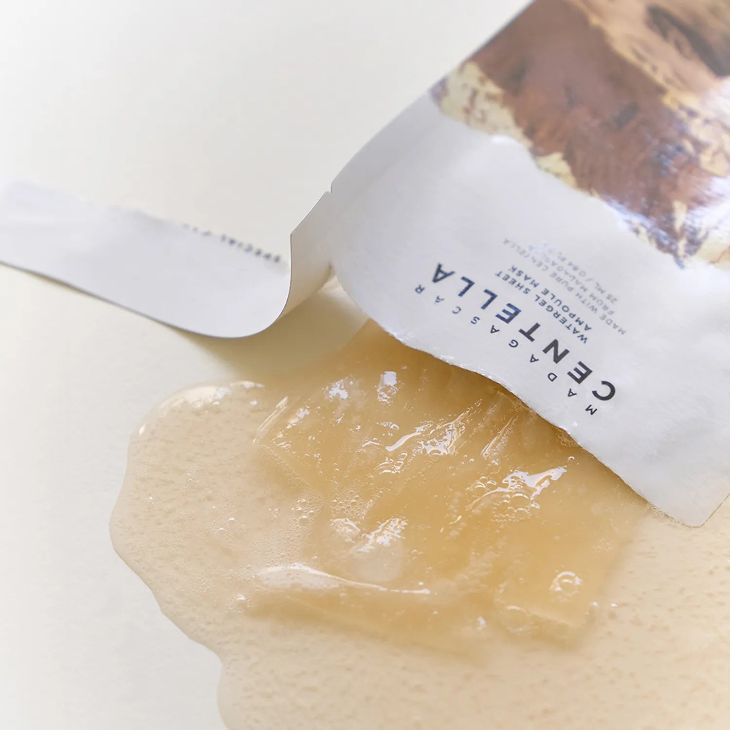 SKIN1004 Madagascar Centella Watergel Sheet Ampoule Mask 1EA
