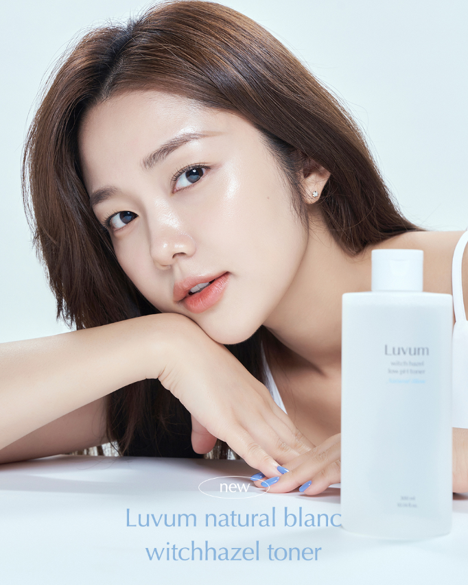 Luvum Witch Hazel Hyaluronic low pH Toner 300mL