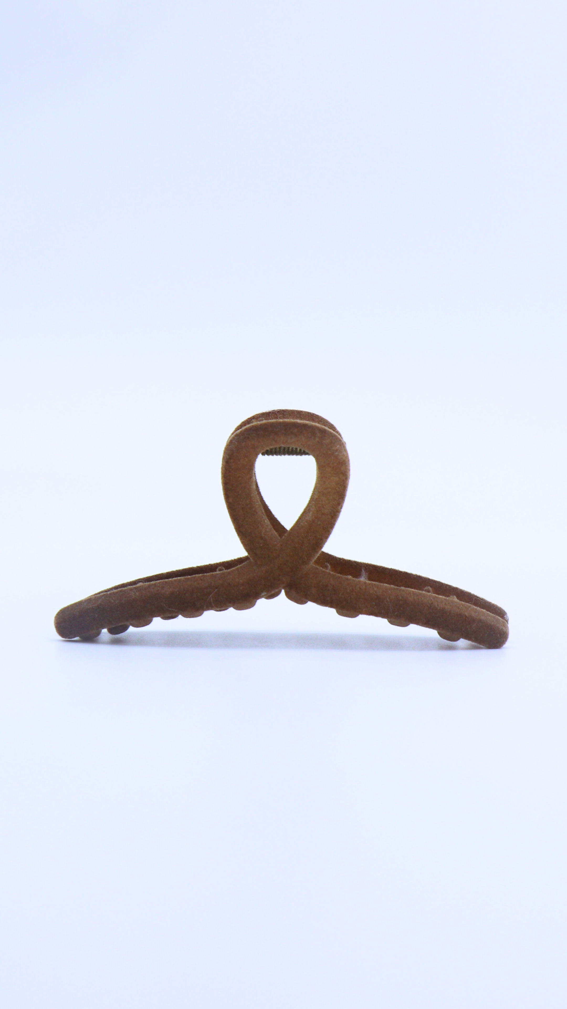 H ART Velvet Twist Hair Clip